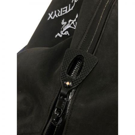  ARC'TERYX アークテリクス バッグ リュック ARRO22 ブラック×ネイビー