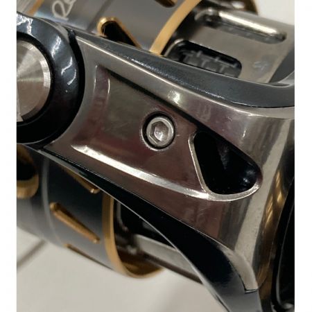  Abu Garcia アブガルシア Revo Rocket  1429992 スピニングリール