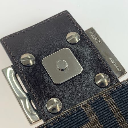  FENDI フェンディ ズッカ柄 マンマバケット セミショルダーバッグ 26424 ブラウン