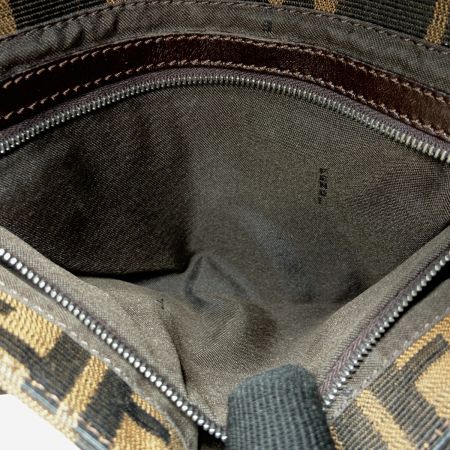  FENDI フェンディ ズッカ柄 マンマバケット セミショルダーバッグ 26424 ブラウン