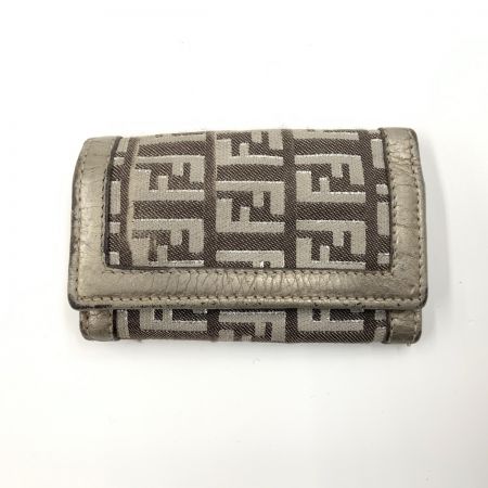  FENDI フェンディ ズッキーノ 三つ折り 6連キーケース 8AP002 ベージュ x ブラウン 現状渡し