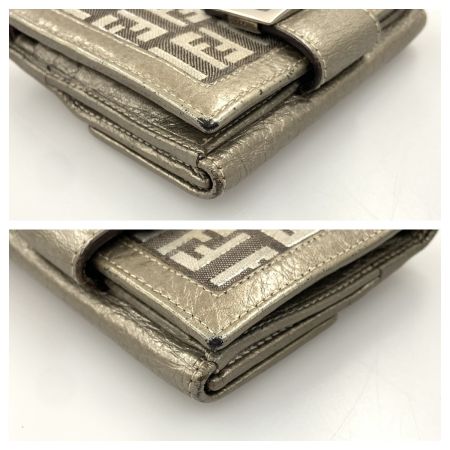  FENDI フェンディ ズッカ柄 二つ折り 短財布 ベージュ