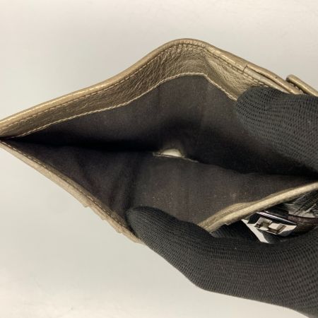  FENDI フェンディ ズッカ柄 二つ折り 短財布 ベージュ