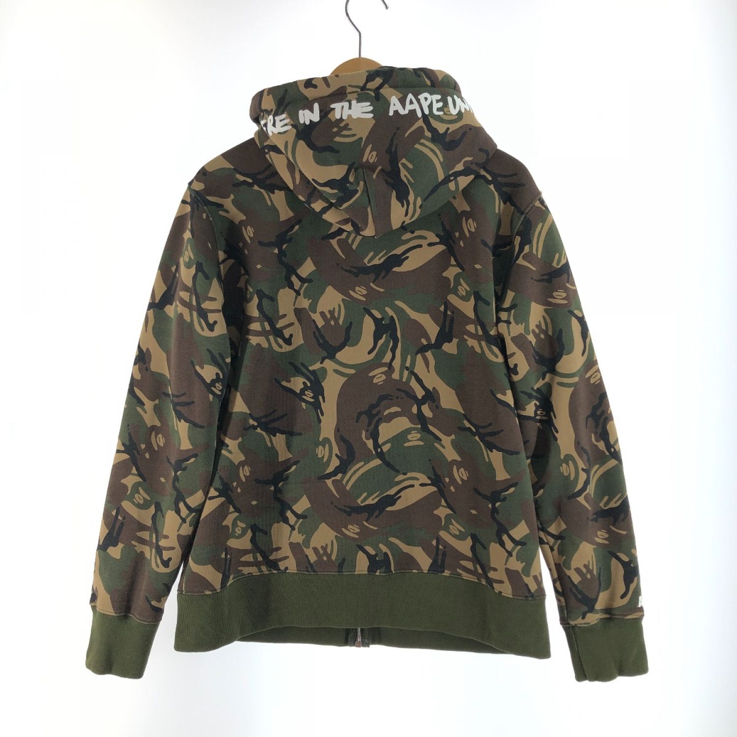 中古】 A BATHING APE アベイシングエイプ メンズ マウンテンパーカー