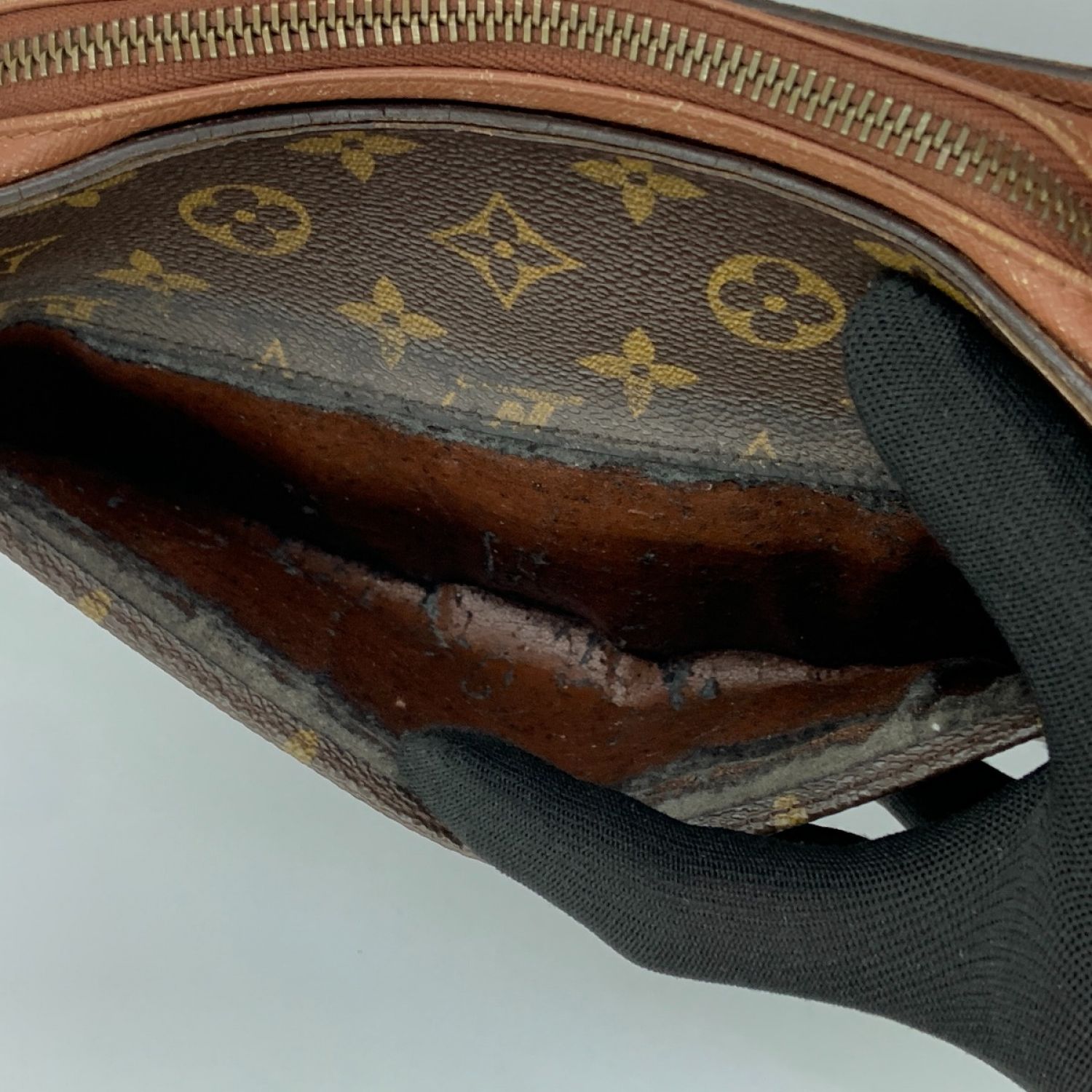 中古】 LOUIS VUITTON ルイヴィトン モノグラム オルセー セカンド