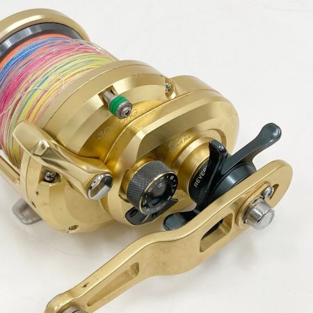  SHIMANO シマノ OCEA JIGGER LIMITED 14 オシアジガーリミテッド 3000HG 03229 リール 