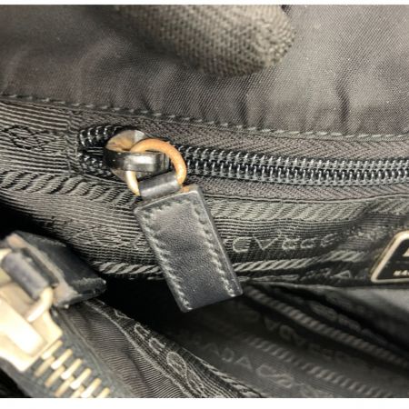  PRADA プラダ トライアングルロゴ 三角ロゴ プレート ハンドバッグ ロゴバッグ B11215 ブラック