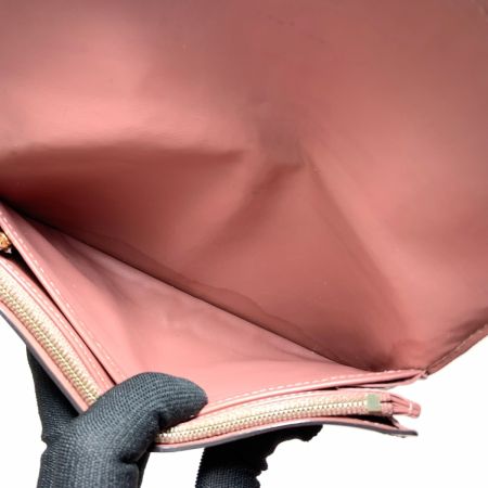  LOUIS VUITTON ルイヴィトン モノグラムヴェルニ ポルトフォイユ サラ 長財布 ヴィユーローズ  M90429 ヴィユーローズ 