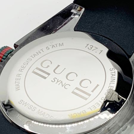  GUCCI グッチ シンク クォーツ 腕時計 YA137116 ブラック