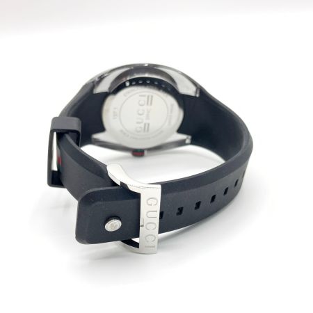  GUCCI グッチ シンク クォーツ 腕時計 YA137116 ブラック