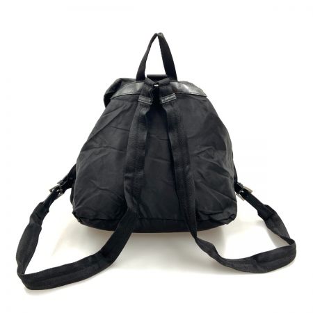  PRADA プラダ ロゴプレート ナイロン リュックサック ブラック