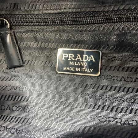  PRADA プラダ ロゴプレート ナイロン リュックサック ブラック