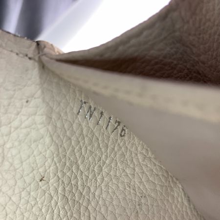  LOUIS VUITTON ルイヴィトン マヒナ ヒナ ポルトフォイユ イリス M60177 レディース 二つ折り長財布 M60177 アイボリー