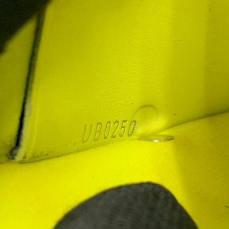  LOUIS VUITTON ルイヴィトン タイガ ラマ ディスカバリー コンパクトウォレット 三つ折り短財布 M6762 イエロー