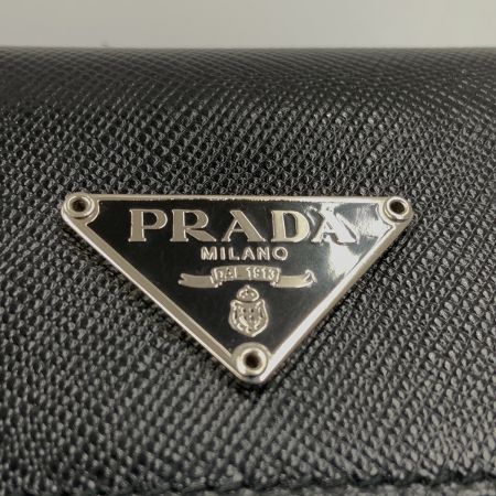  PRADA プラダ サフィアーノ 6連 キーケース  M222A  ブラック