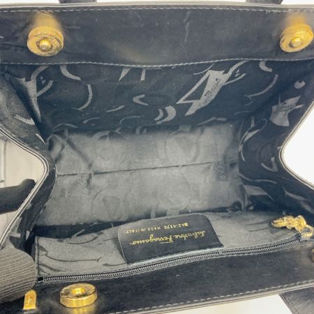  Salvatore Ferragamo サルヴァトーレフェラガモ ヴァラリボン 2Wayバッグ ハンドバッグ BA-214178 ブラック