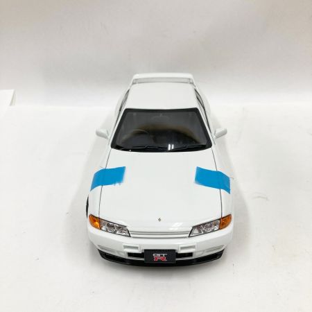  AUTOart 1/18 スカイライン GT-R R32 Vスペック2 チューンド バージョン クリスタルホワイト 38526