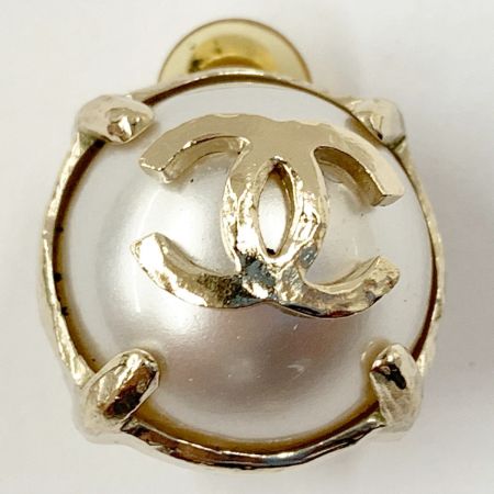  CHANEL シャネル ココマーク パール イヤリング アクセサリー ゴールド x ホワイト