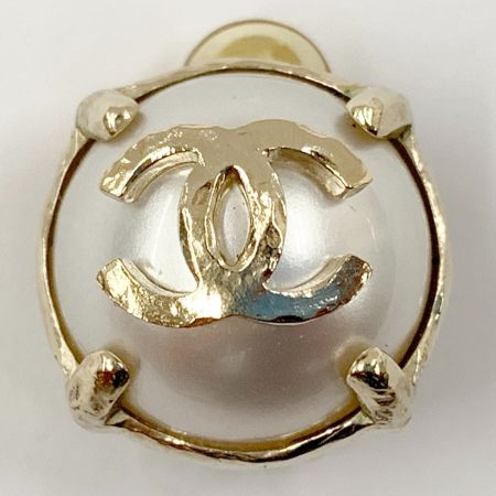  CHANEL シャネル ココマーク パール イヤリング アクセサリー ゴールド x ホワイト