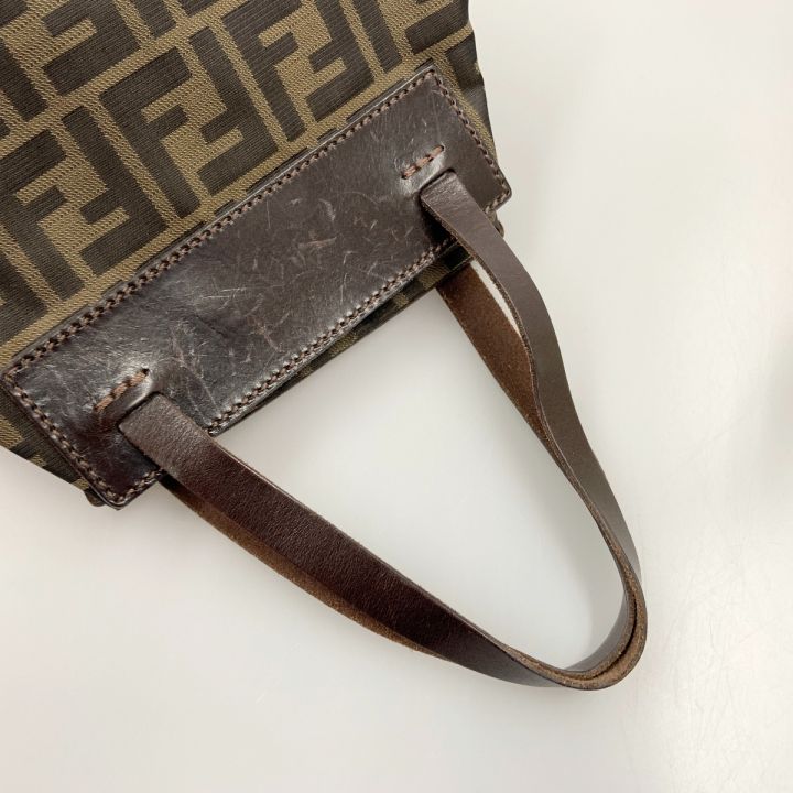 FENDI フェンディ ズッカ柄 折り畳み トートバッグ ナイロン 15822-009 ブラウン｜中古｜なんでもリサイクルビッグバン