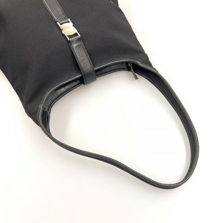  Salvatore Ferragamo サルヴァトーレフェラガモ ワンショルダーバッグ AU-21 0735 ブラック