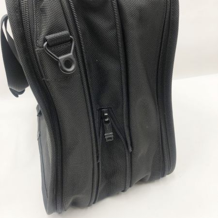  TUMI トゥミ ビジネスバッグ ガーメントバッグ  2677D3 ブラック