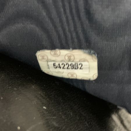  CHANEL シャネル キャビアスキン Wホック 二つ折り財布 ブラック