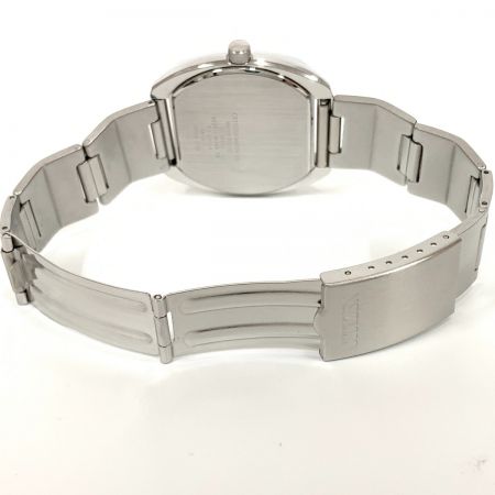  CITIZEN シチズン インディペンデント 腕時計 6038-L16258 シルバー