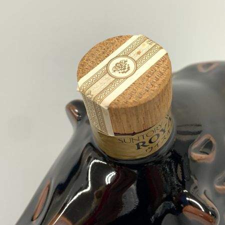 【北海道内限定発送】 ROYAL サントリーローヤル 干支ボトル「亥年」43度 600ml ウィスキー 未開栓