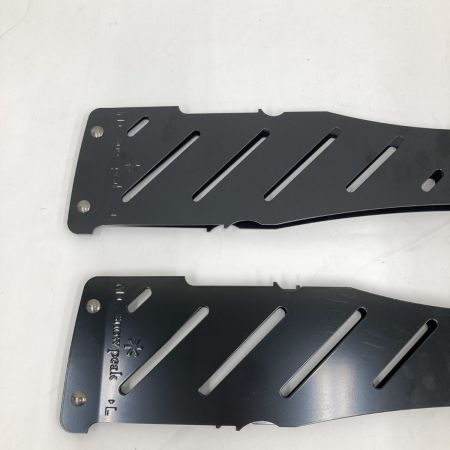 snowpeak スノーピーク 焚き火台 ベースプレートスタンドL/M 店頭見本品  ST-032BS