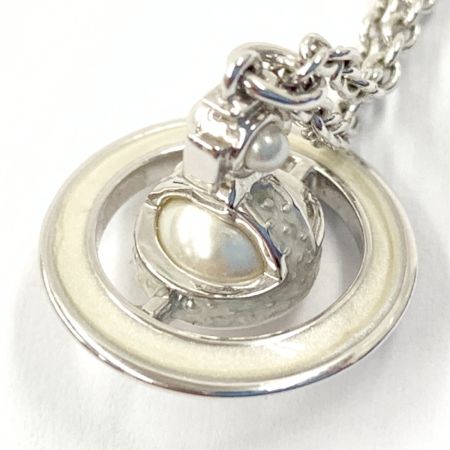  Vivienne Westwood ヴィヴィアン・ウエストウッド シモネッタ ペンダント レディース オーブ ネックレス ホワイト x シルバー