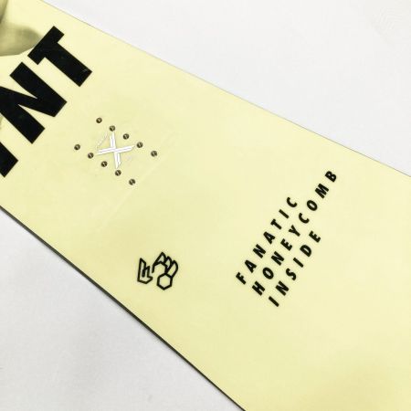  FNTC ファナティック TNT FANATIC 19-20モデル スノーボード 147cm アイボリー