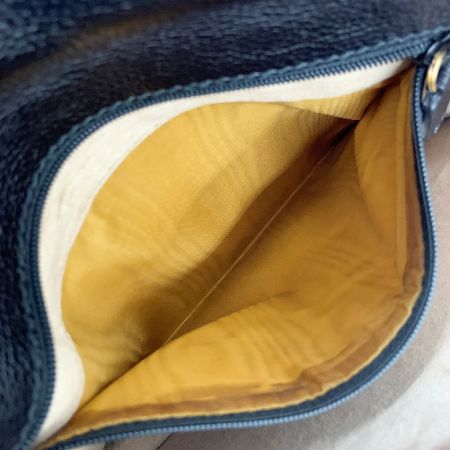  GUCCI グッチ セカンドバッグ クラッチバッグ 018.122 ブラック