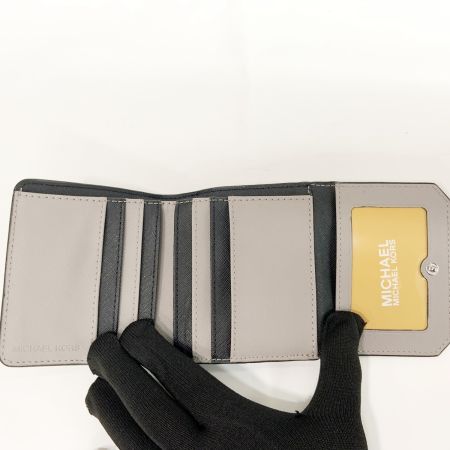  MICHAEL KORS マイケルコース MK シグネチャー三つ折り財布  グレー