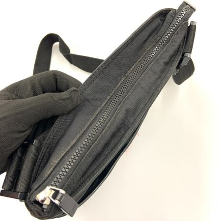  GUCCI グッチ シェリー ウェビングライン ショルダーバッグ 181067 ブラック