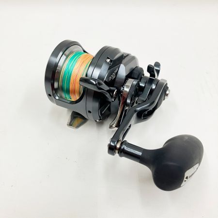  SHIMANO シマノ OCEA JIGGER 19オシアジガー F カスタム 2000NRHG 右 04004 両軸リール