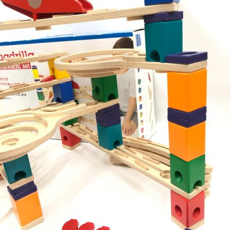  BorneLund ボーネルンド クアドリラ ツイスト＆レールセット E6009