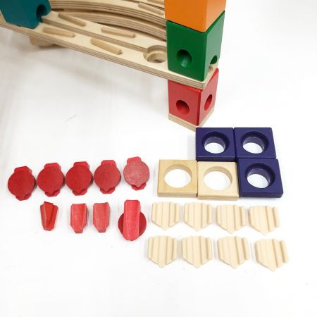  BorneLund ボーネルンド クアドリラ ツイスト＆レールセット E6009