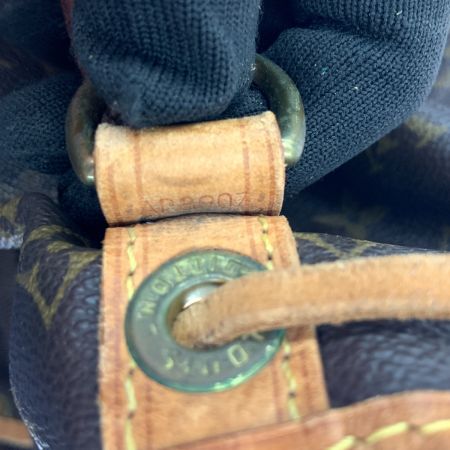  LOUIS VUITTON ルイヴィトン モノグラム プチ ノエ ショルダーバッグ M42226 ブラウン