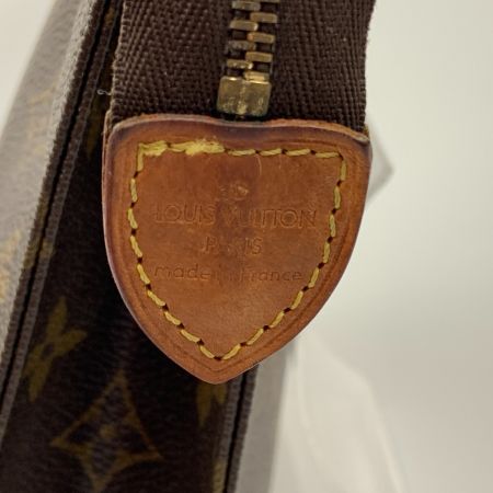  LOUIS VUITTON ルイヴィトン モノグラム ポッシュ トワレット26 ポーチ 化粧ポーチ M47542