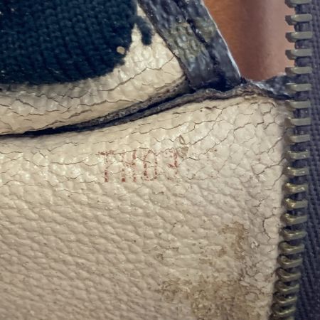  LOUIS VUITTON ルイヴィトン モノグラム ポッシュ トワレット26 ポーチ 化粧ポーチ M47542