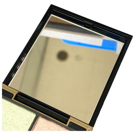  SUQQU デザイニング カラー アイズ 12 幻光茜 アイシャドウ 5.6g