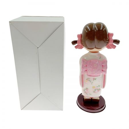   不二家のペコちゃん人形 首ふり 着物人形 白 きもの 置物 フィギュア ホワイト