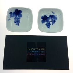 〇〇 FUKAGAWA　SEIJI　co.,ltd 深川製磁 ブルーワイナリー ペア角大皿 ホワイト x ブルー Bランク