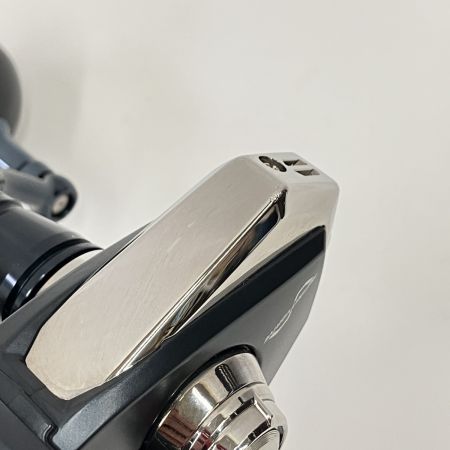  SHIMANO シマノ STRADIC 20 ストラディック SW6000PG 04245 スピニングリール