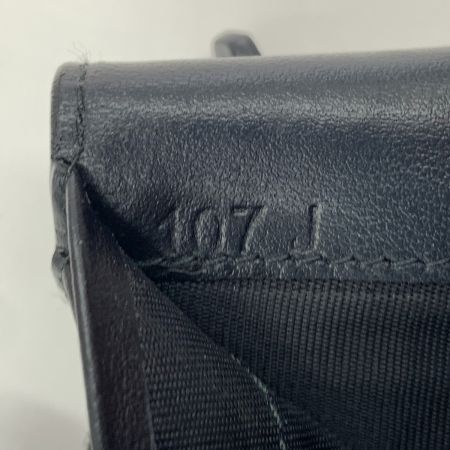  PRADA プラダ サフィアーノ トライアングル ロゴ 長財布  1MV025 ブラック