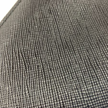  PRADA プラダ サフィアーノ トライアングル ロゴ 長財布  1MV025 ブラック