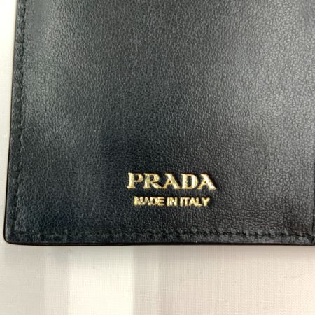  PRADA プラダ サフィアーノ トライアングル ロゴ 長財布  1MV025 ブラック