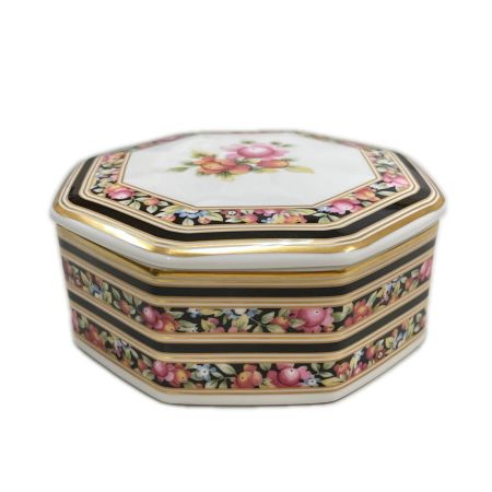  Wedgwood ウェッジウッド 陶器 トリンケットボックス クリオ ボーン 中国 八角形