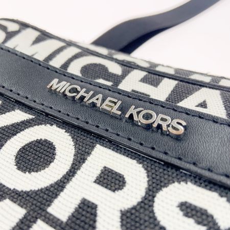  MICHAEL KORS マイケルコース ショルダーバッグ ホワイト x ブラック